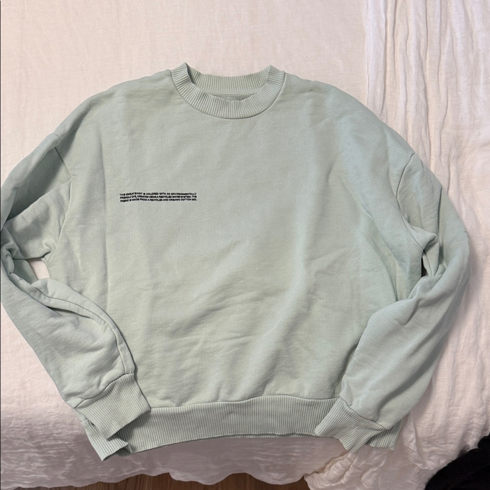 Mint Green Light Sweatshirt